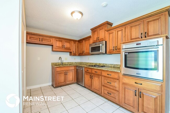 Photo - 5825 Lynnfield Cove