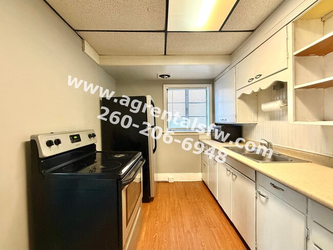 Photo - 209 S West St Unidad #1