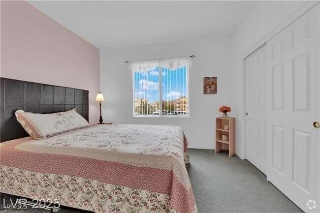 Building Photo - 7123 S Durango Dr Unit 204 Rental