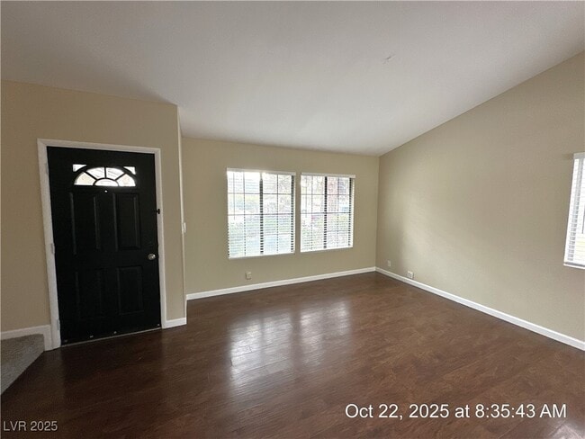 Photo - 2341 Moorpark Way