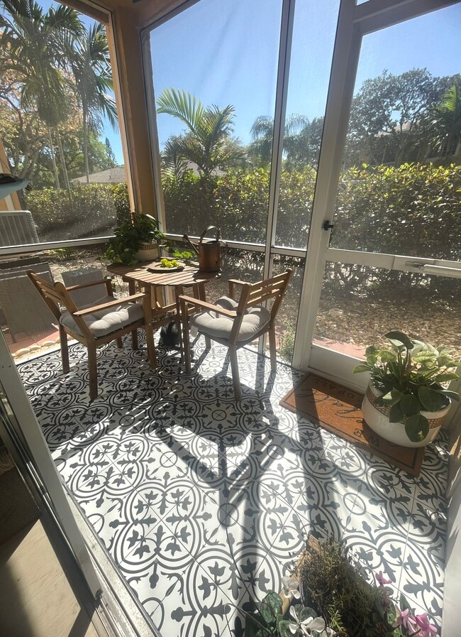 Photo - 441 SE 10th St Unit D105