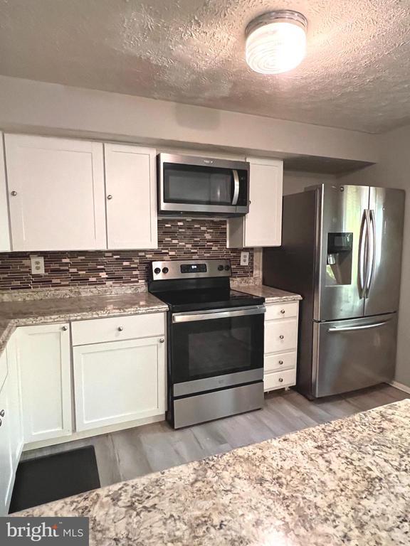 Photo - 8104 Willowdale Ct