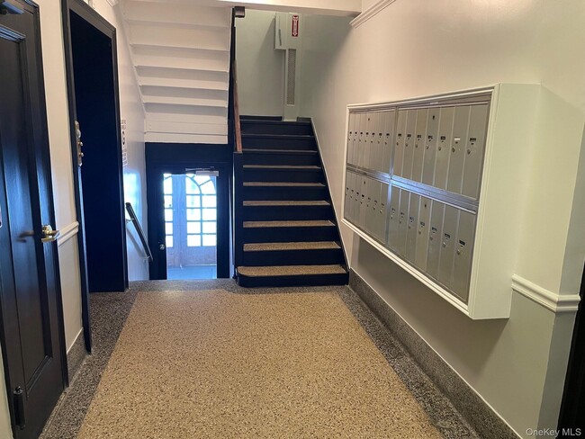 Photo - 192 Garth Rd Unit 4N