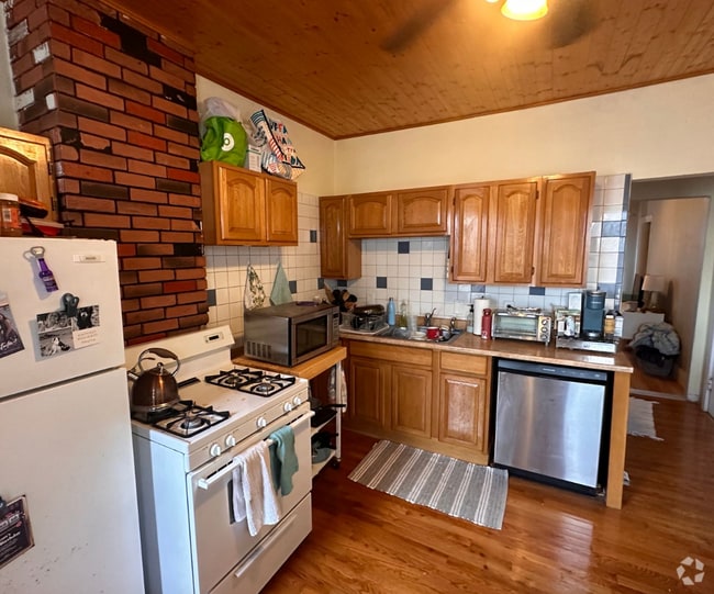 Building Photo - 63 I St Unit 2 Rental