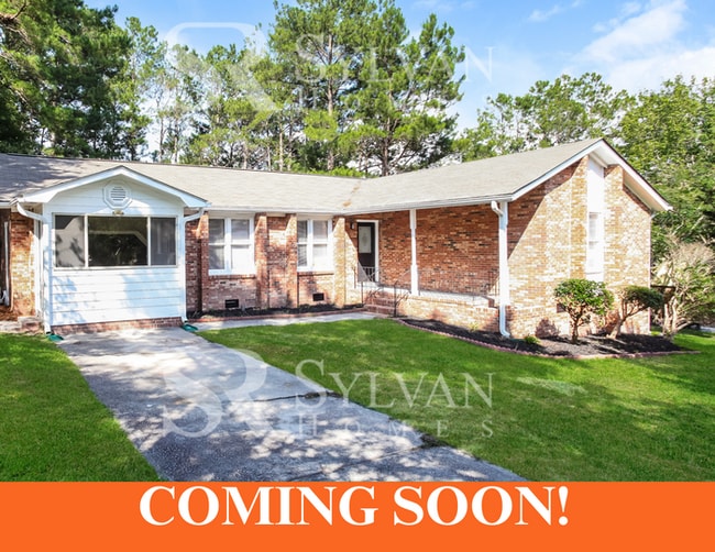 Building Photo - The Lifestyle You Deserve. Rental