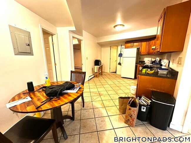 Building Photo - 35 Cummings Rd Unit b Rental