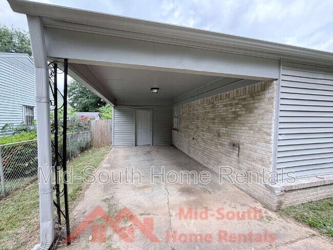 Photo - 4011 Double Tree St