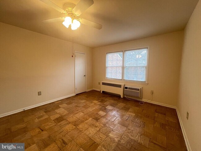 Photo - 125 Talbott St Unit 125