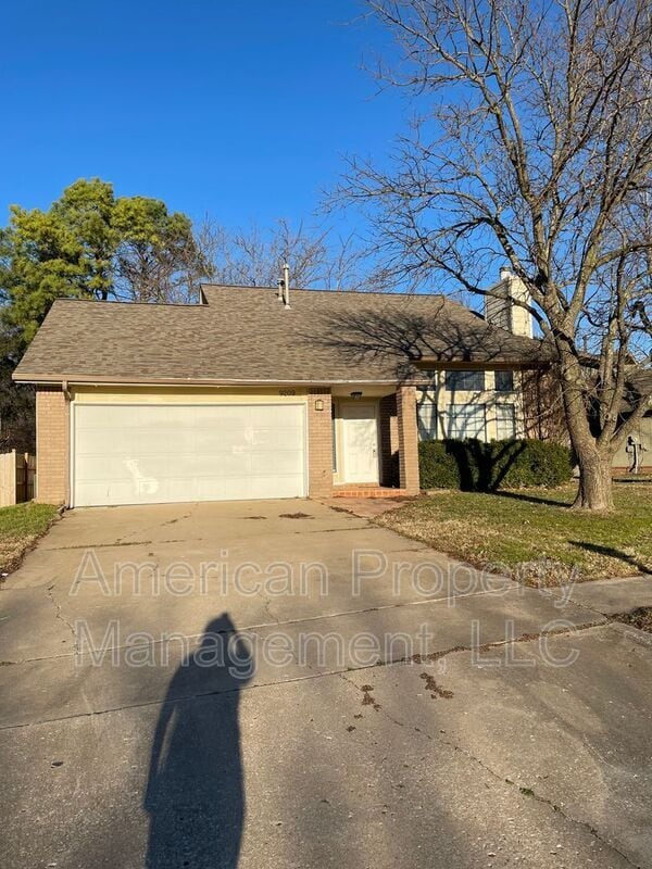 Photo - 9209 E 100th St