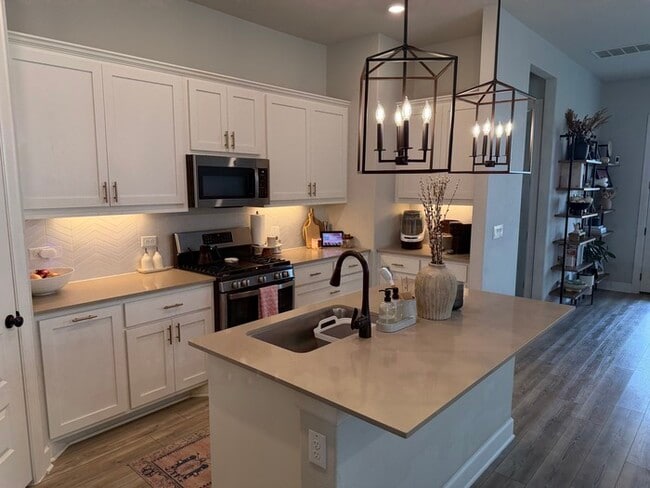 Photo - Stylish 3BR 2BA Home w/ Community Pool+ Park + Fenced Yard + Covered Patio in South Austin