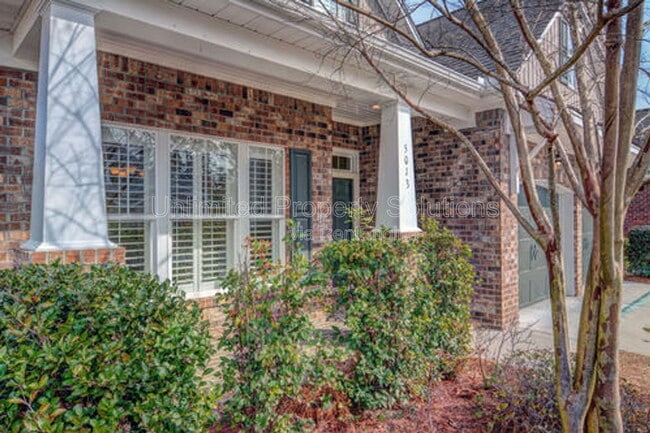 Photo - 5013 Gorham Ave