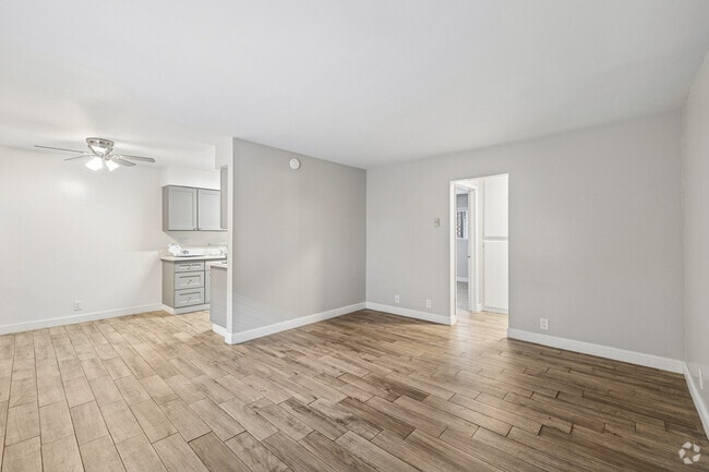 1BR, 1BA - 850SF - Living Room - Villa Monterey Apartments