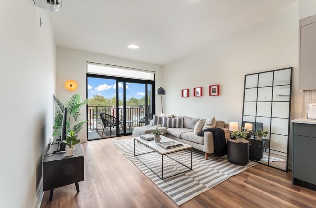 Photo - 857 COMMUNIPAW Ave Unidad 208