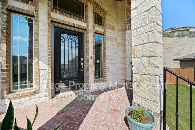 Photo - 18814 Edwards Edge