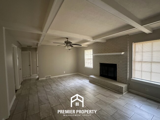 Photo - Charming 3BR/2BA Bartlett Area Home | All Hardwood Floor Bedrooms, Fireplace & Patio
