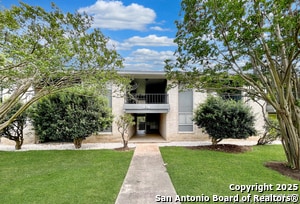 Building Photo - 311 E San Antonio Ave Unit 201