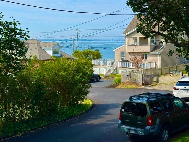 Photo - 11 Mayflower Rd