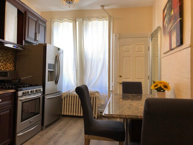 Photo - 3328 Park Ave Unit 1