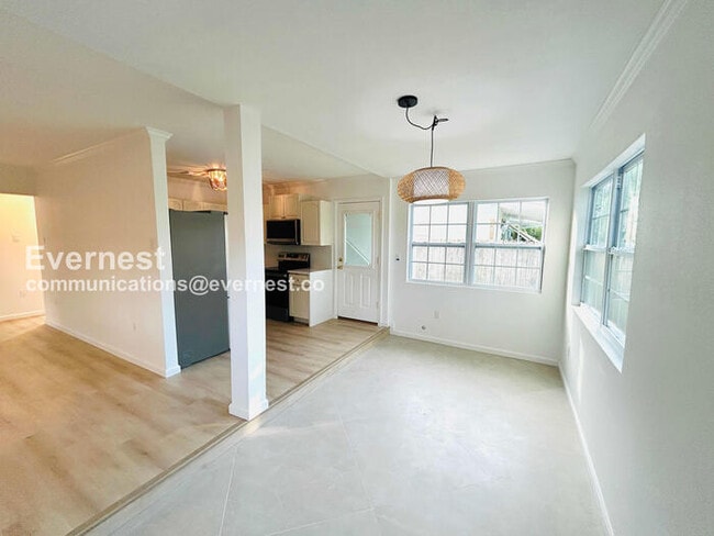 Photo - 3032 56th St S