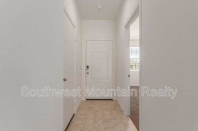 Photo - 38210 W Excussare Wy Casa