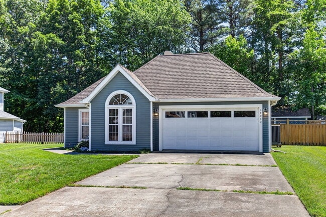 Building Photo - 47950 Mayflower Dr