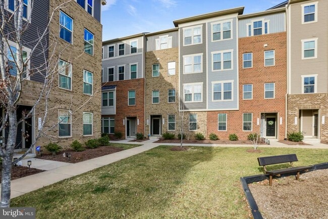 Building Photo - 43011 Prophecy Terrace