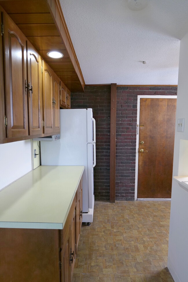 Photo - 159 Concord Ave Unit 4B