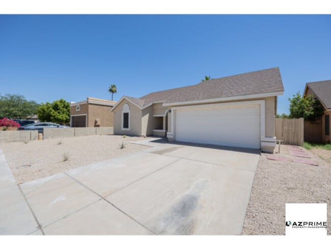 Graced With Timeless Charm, This 3/2 Glend... - Graced With Timeless Charm, This 3/2 Glend... House