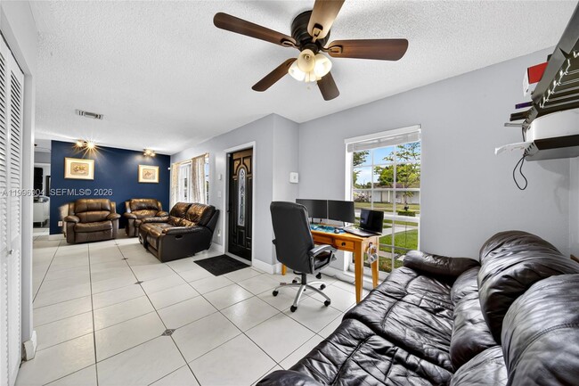 Photo - 10741 SW 153rd St