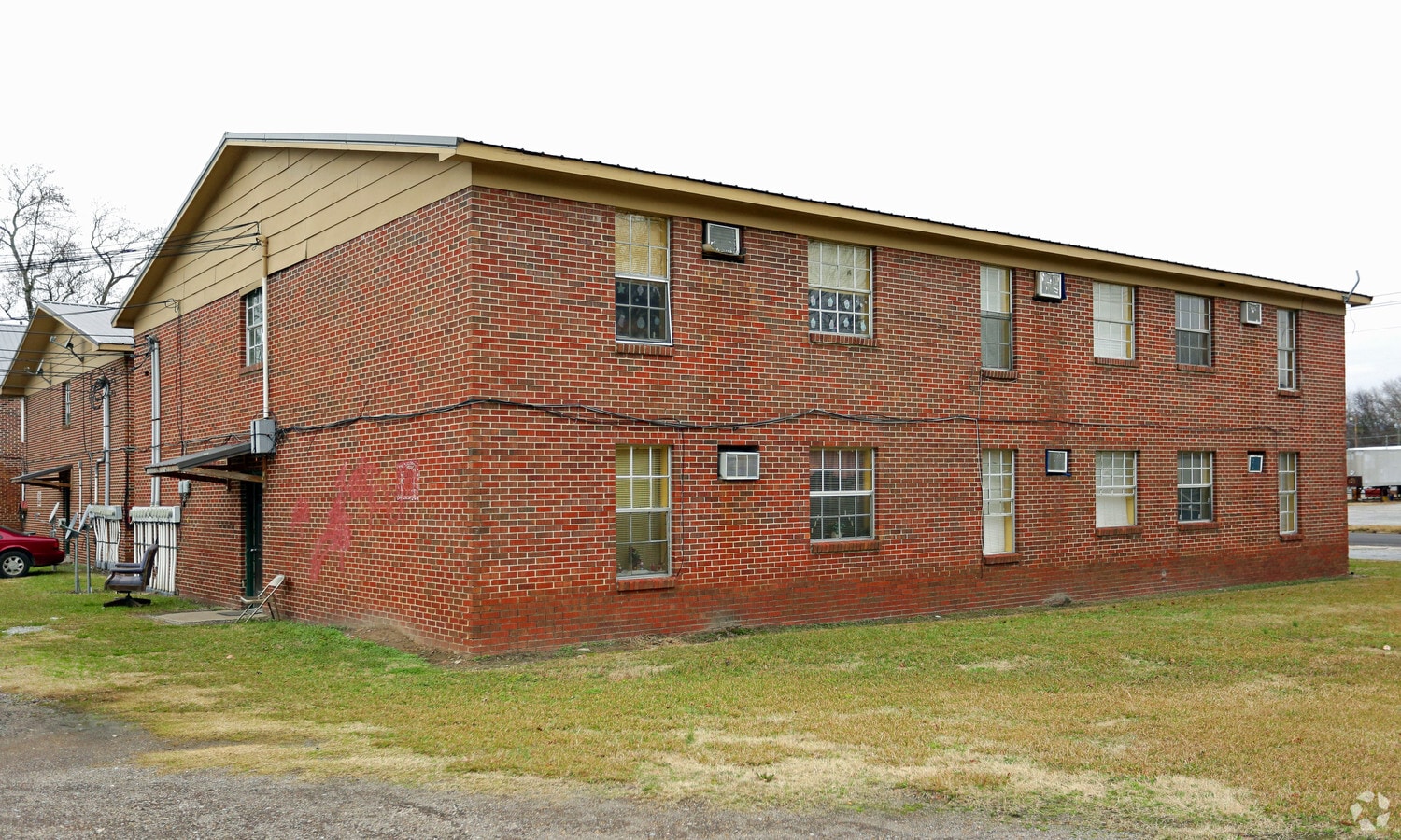 Sunrise Square Apartments - Sunrise Square Apartments