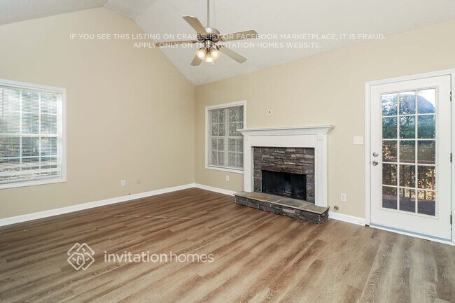 Photo - 1695 Hampton Pass