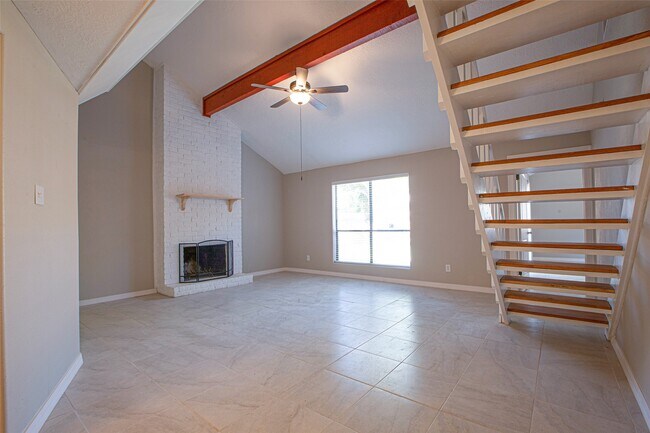 Photo - 16042 Bear Hill Dr