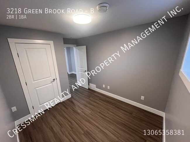 Photo - 2 Bedroom Basement Suite in Greens