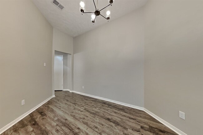 Photo - 25802 Richards Rd