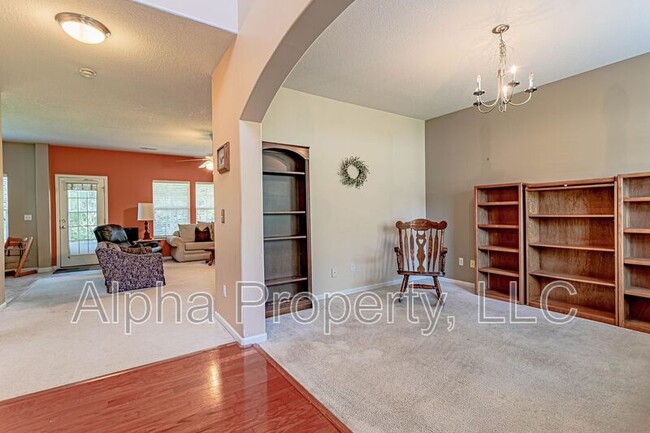 Photo - 8 Reid Valley Ct
