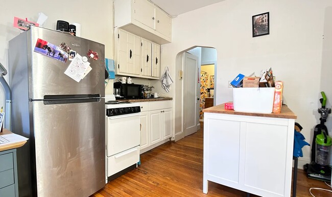 Photo - 70 Strathmore Rd Unit 11A