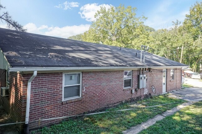 Photo - 602 Barton St