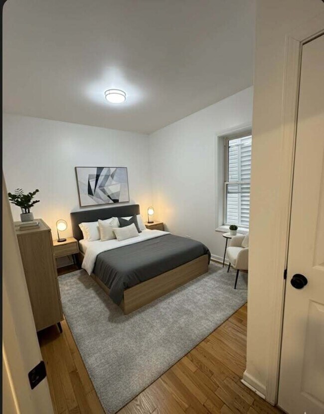 Photo - 6838 S King Dr