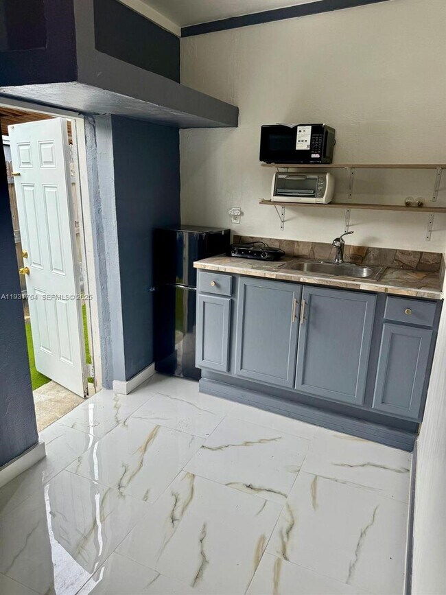 Photo - 10357 SW 174th Terrace Unit 1