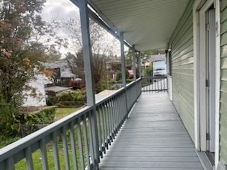 Photo - 327 E Locust St
