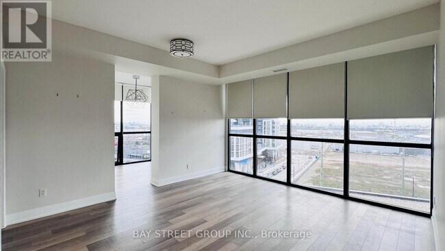 Photo - 2900 Hwy 7 Unit 803