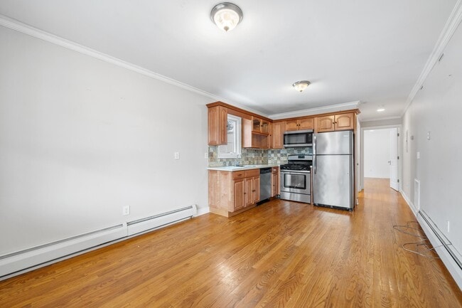 Photo - 72 Broadway Unit 2