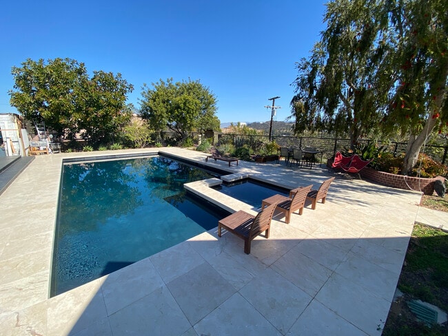 Photo - 2118 Kew Dr