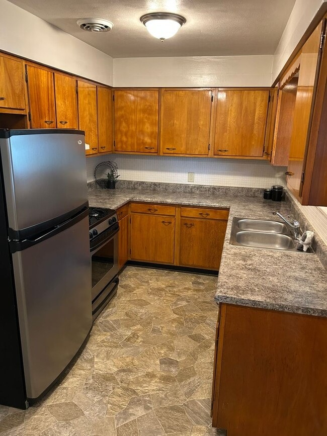 Photo - 203 N 7th St Unit B