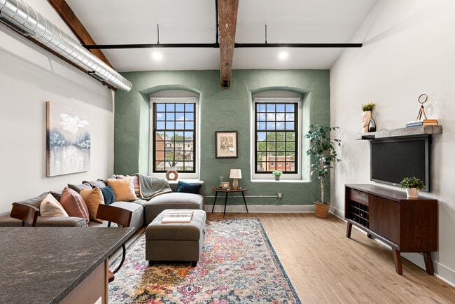 Photo - 201 Leverington Ave Apartamentos