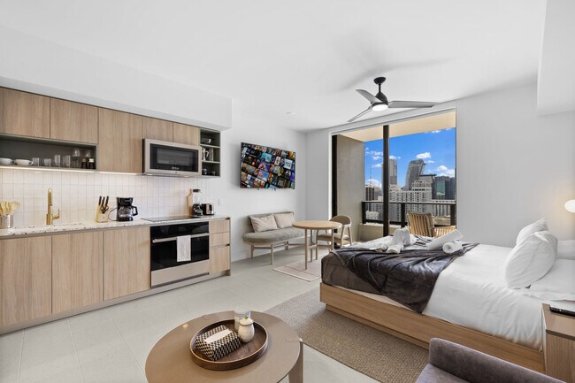 Photo - 159 NE 6th St Unit FL32-ID1032199P