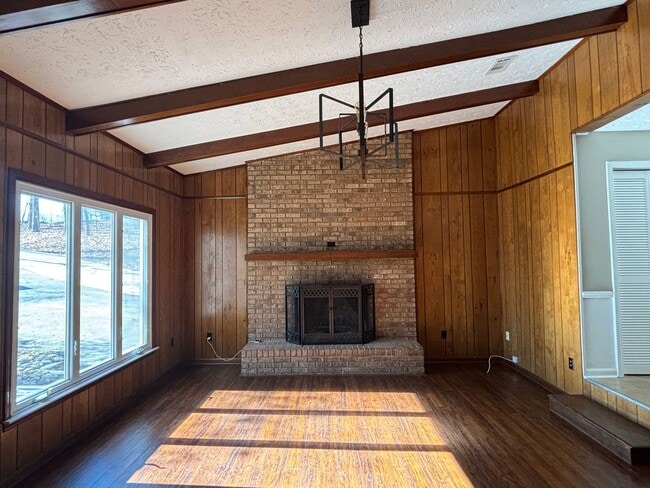 Photo - 3531 Gilleland Ext