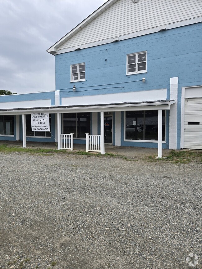 Building Photo - 410 Northumberland Hwy Unit 3 Rental