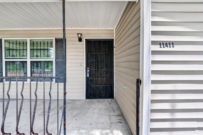 Photo - 11411 Roandale Dr