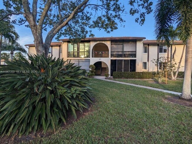 Building Photo - 5801 Whispering Pine Way Unit A1